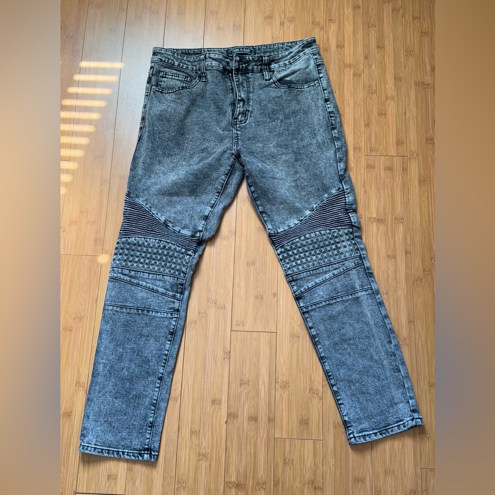 Men's Gray Denim Jeans